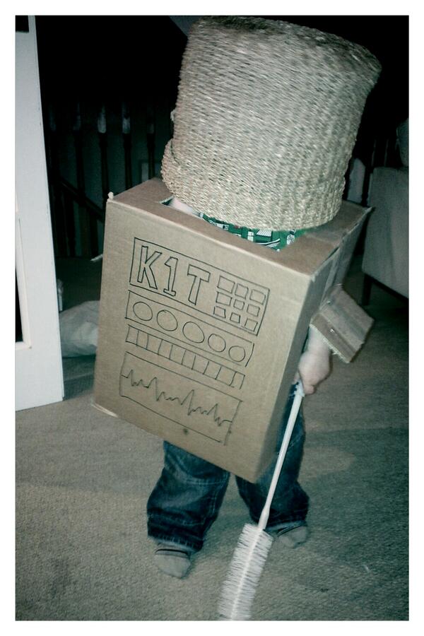 theroguerobot's tweet image. My son, Kit. Already wanting to be a #roguerobot.