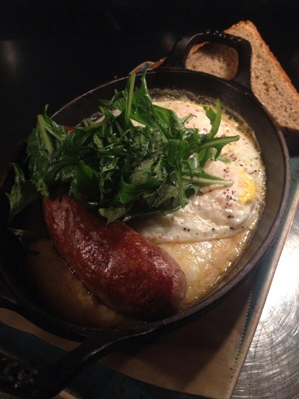 evanpercoco's tweet photo. House made bratwurst, farm egg, organic yellow corn grits http://t.co/dfwT4u3vlg