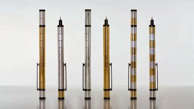 caiobezerras's tweet photo. Polar é a primeira caneta modular do mundo feito de ímãs
http://t.co/bBQl2nZiRL http://t.co/mhNHGFkxgp