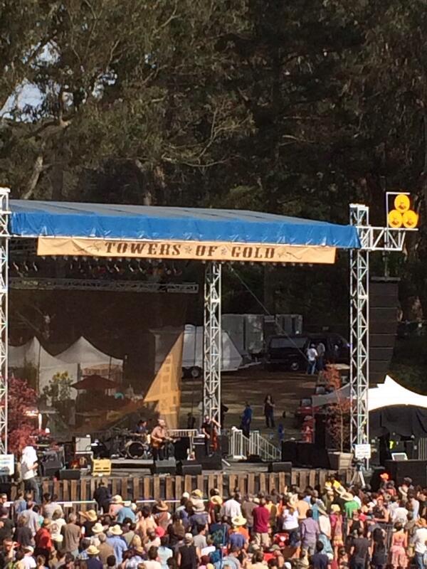 merchluv's tweet photo. “Americana is country music for people who like The Smiths” 
— @BillyBragg 
at Hardly Strictly Bluegrass #hsb http://t.co/bAmHZtAXXr