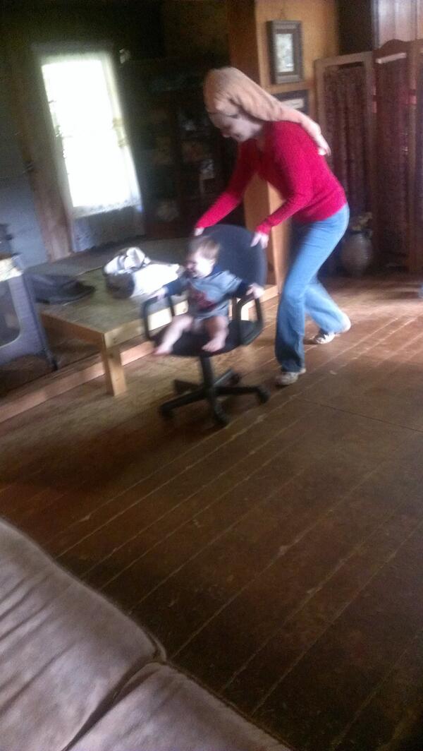 AudreyERL's tweet image. Go, Aunt Lynn! Go! #SouthernFun