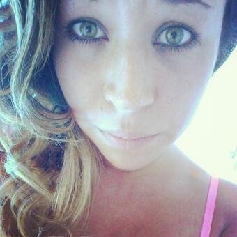 #greeneyes #ombre #beautymark #beautylieswithin http://t.co/NOvRNFEUnu<a href="/tag/greeneyes"class="tags">#greeneyes</a><a href="/tag/ombre"class="tags">#ombre</a><a href="/tag/beautymark"class="tags">#beautymark</a><a href="/tag/beautylieswithin"class="tags">#beautylieswithin</a>