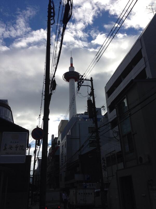dizzymoon666's tweet photo. 島根から京都へ！！

暑い、既に27℃ってどういうこと？？ http://t.co/Gb8HMsQMsb