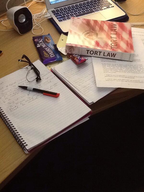 LeelyBex's tweet image. #assignment #englishlegalsystem #lawstudent #bff almost done whoop!!! Chocolates 4 d stress Lool