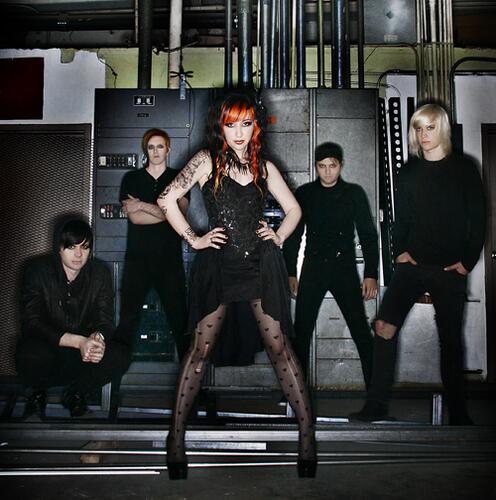 Purdyverted's tweet image. "It's not right standing in my spotlight, you can just lay in my shadow if it burns to bright"- New Years Day