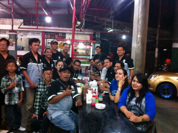 W/ <a href="/W124MBCIsby/">MBCI SurabayaChapter</a> discuss for Jambore Nasional 8 <a href="/MBClubINA/">MB Club Indonesia</a>  di Bandung.