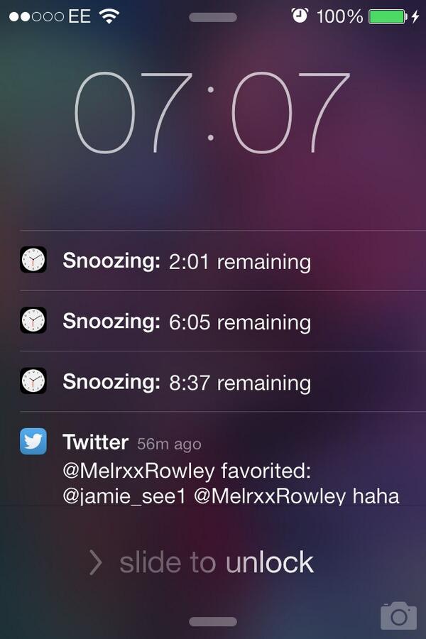 Karen_Blyth's tweet image. Can't make myself get up 😴😩 #pleasedontmakeme