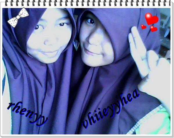 cima_com's tweet image. me n friend