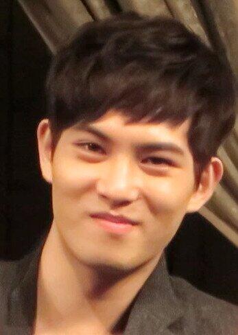 Suanntyyy's tweet photo. Hmm RT @cindymandarsari: Ahhhh gantenggggg nya speechlessss RT @Cena_012: So close..!! ^__^ "@.burningporksoup: http://t.co/WV1EKB8SQt"