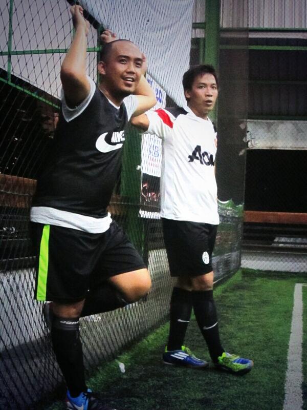KPMB_FC's tweet photo. Men of the match versi admin nih! Kombinasi @wowonpacman &amp; @UrayYogie bikin 7-8 gol di 15 menit trakhir http://t.co/vkpz8uRFGQ