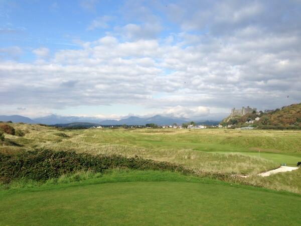 FreddyValenti's tweet image. Not many better views in golf.. #1under #indiansummer