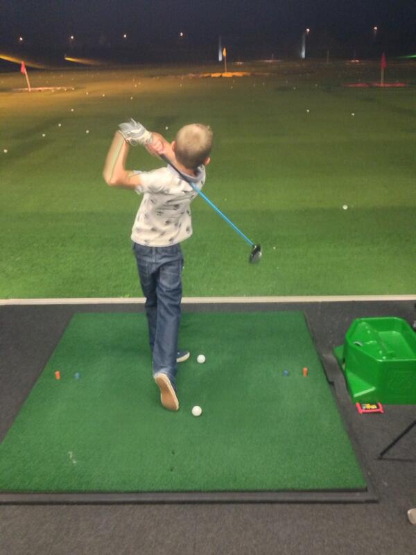 TopgolfUK's tweet image. RT @calcaterra_al: Great sesh working with 1 of our best Juniors #TGSurrey #GolfStance @emma26barb @TopGolfCoaching