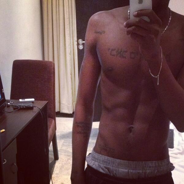 YemiStunna's tweet image. #Selfieundertheinfluence #lightworkout #Aweekafter