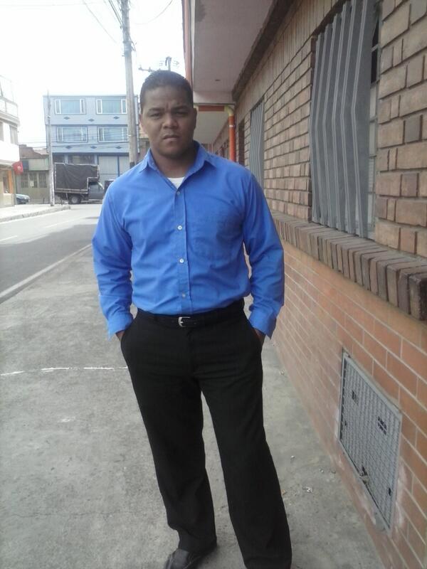 bairom27's tweet photo. CANSADO MUCHO TRABAJO http://t.co/hgaVgsaMQq