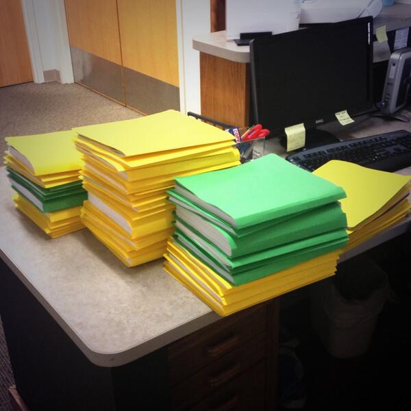 RMLEBreception's tweet photo. Donor families receive a letter with info about the outcome of the donation. Lots of letters to send today! #rmleb http://t.co/GzSezzB1SZ
