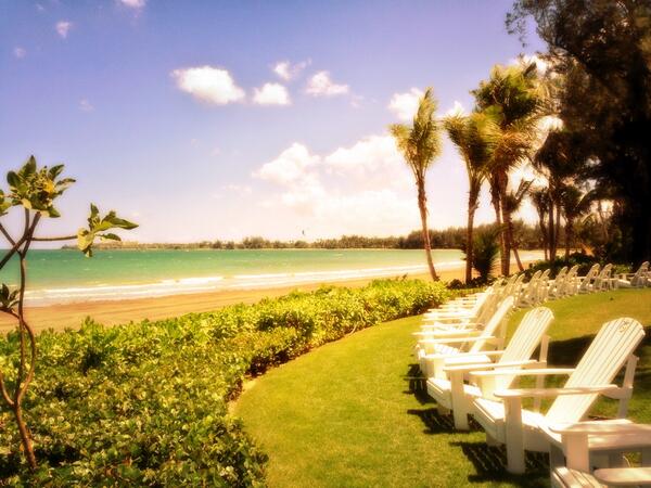 kitegoodwinds's tweet photo. Despite forecast its windy and beautiful! 15-18knots! @Dorado_Beach http://t.co/kVDwoyQHYp