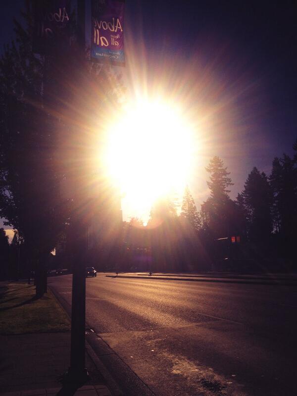 SarahElizthe5th's tweet photo. Good morning #vancouver :) http://t.co/MUgt20IwCk