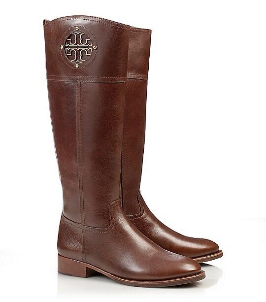 wehavemorefun2's tweet photo. Anyone want to buy me these? #toryburch http://t.co/1fdWSi8hgR
