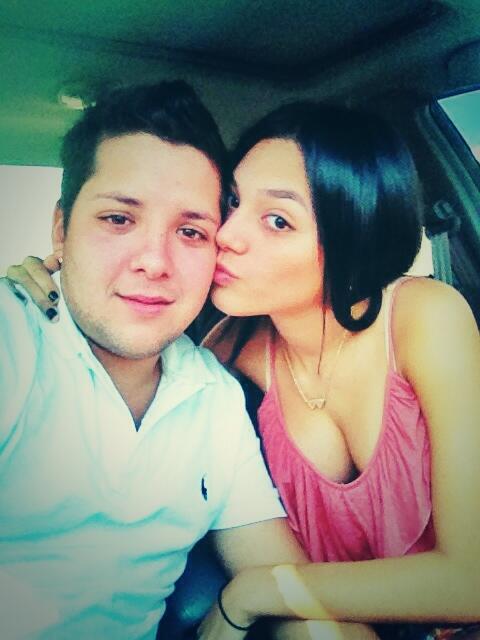 hectorjcuevas's tweet photo. TE AMO mi vida♥♥ @Carolarincon: Apoyo, amor, y una persona súper especial 👉 @hectorjcuevas ❤️❤️ TE AMO http://t.co/OBWArHDH9z"
