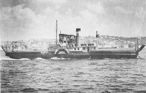 Dünyada ilk araba vapuru, Osmanlı Devleti'nde 1870'de Şirket-i Hayriye için, İngiltere'de yaptırılan Suhûlet'tir.