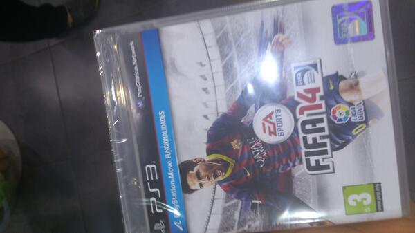IsmaelPea's tweet photo. Ya tengo mi fifita #LetsFIFA http://t.co/s3z37zKD2x