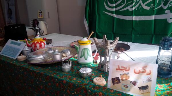dahranhills's tweet photo. جزء من احتفالات اليوم الوطني بمدارس تلال الظهران http://t.co/b3zzhLns78