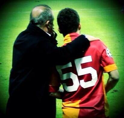 Üzerimdeki emeğiniz çok büyük. Yaptıklarınız ve yaşattıklarınız için çok teşekkürler HOCAM...