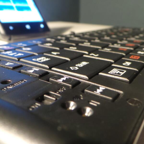 TechDuo's tweet image. Writing a blog post on my new Freedom i-Connex Bluetooth Keyboard! Thanks Freedom!