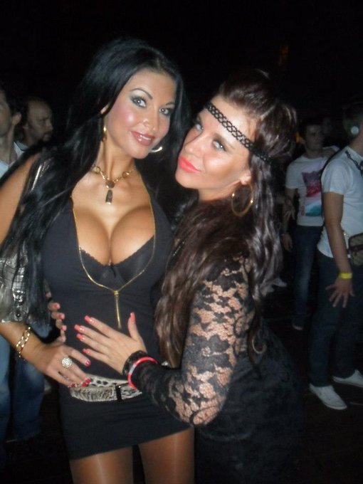 I think I want to make a scene with this busty slut on the left !!!!!!!!!!!!! http://t.co/sWKF7KXaEo<a href="/tag/playboy"class="tags"><span>#playboy</span></a><a href="/tag/playmate"class="tags"><span>#playmate</span></a><a href="/tag/angel"class="tags"><span>#angel</span></a>