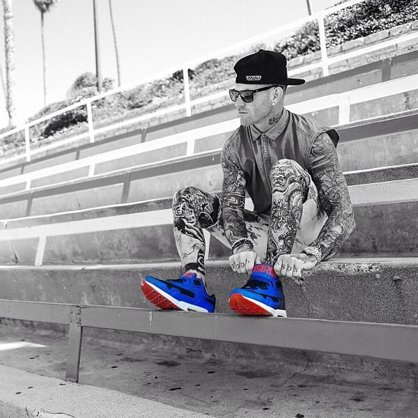 TeamOsirisShoes's tweet photo. Osiris FMX and X games legend @ronniefaisst shoe of choice, the UPRISE. #osirisshoes #osirisfmx #osiris2013 http://t.co/ylqTe2NPO6