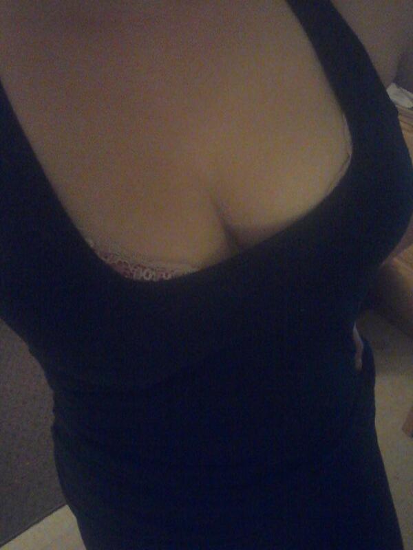 UDBoobs's tweet photo. Finally someone at UD knows whatsup #UDBoobs http://t.co/XI89UlIYVc