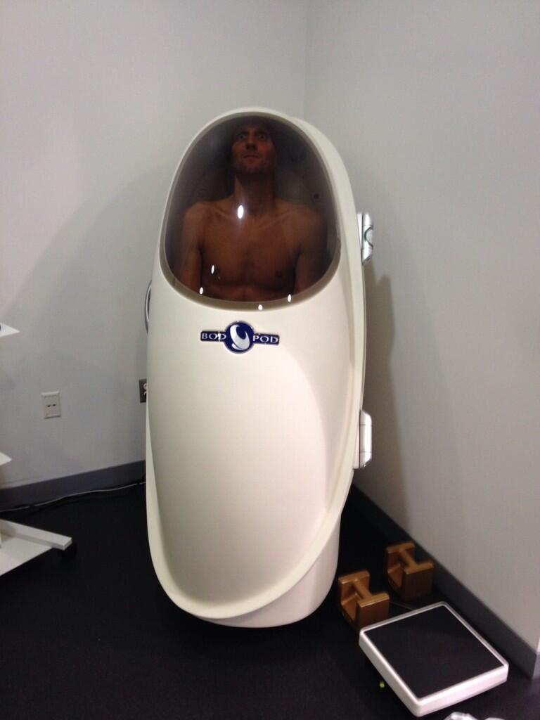 BVDCxdPIgAEh3LW.jpg:large