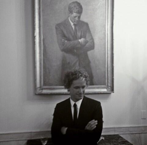 tomorrowstarted's tweet image. - goo.gl/YdPJNi - #FuseProject #HangingInTheWhiteHouse #JFKPortrait #JohnFKennedy #WhiteHouse #YvesBehar