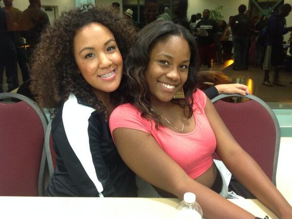 theOTHERduck's tweet photo. @abby_rosee and @k_iiv_xvi #nabjblackmixer http://t.co/Ls6vrQD2EM