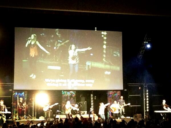 nikstar25's tweet photo. @igniteaustralia Living God's Call!!! #igniteaus #laurarocks http://t.co/EvECfckabe