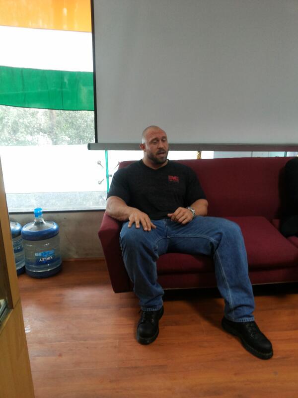mmiinniii's tweet image. Ryback is here and how huge is he! #rybackrules