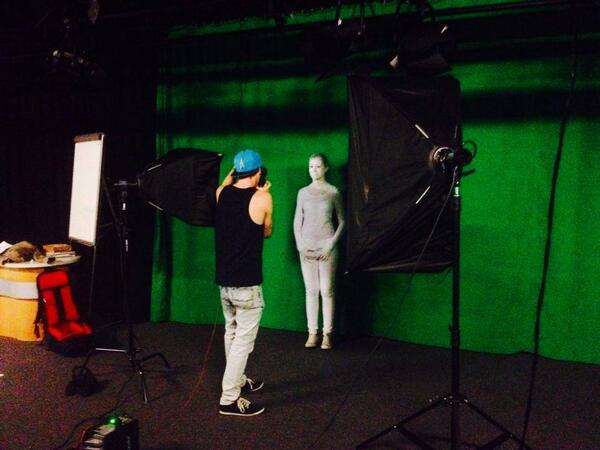 markenkernch's tweet photo. @Dirk_Frischkn an der Arbeit für eine spannende Kampagne! Stay tuned ;-P http://t.co/6w9y8pNtj5