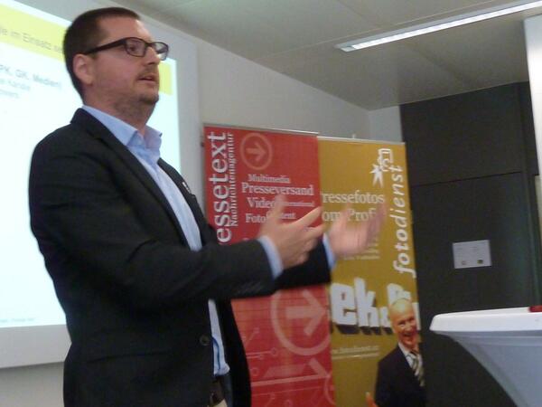 Die "Gelbe Giftgaswolke" ist die Arbeitsgruppe Social Media bei der Schweizerischen Post, sagt Christian Wolf. #SMC13