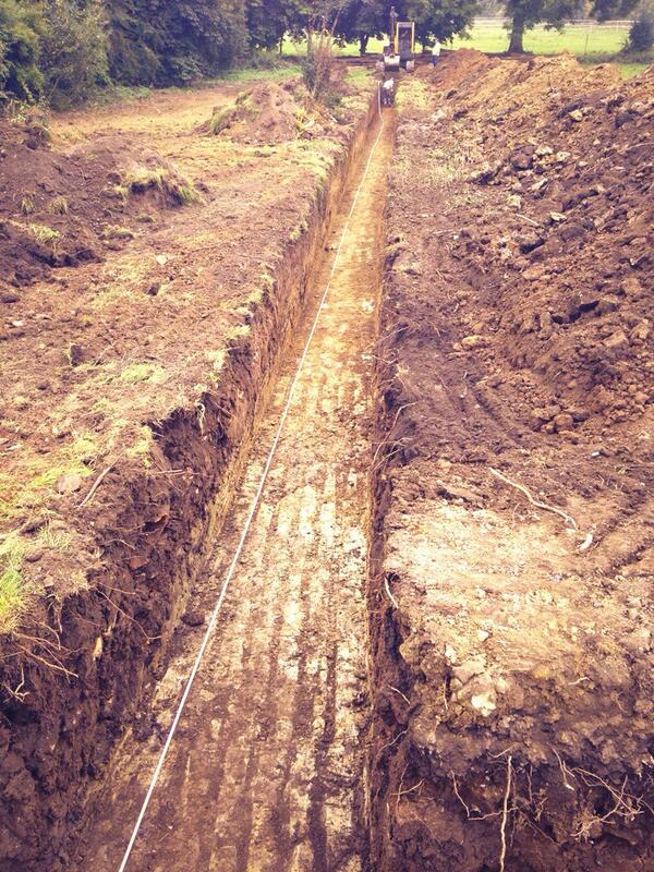 SYREnergy's tweet photo. Excavations begin for a ground source #heatpump #24kWp #renewables #yorkshirehour http://t.co/PloIZQLsmu