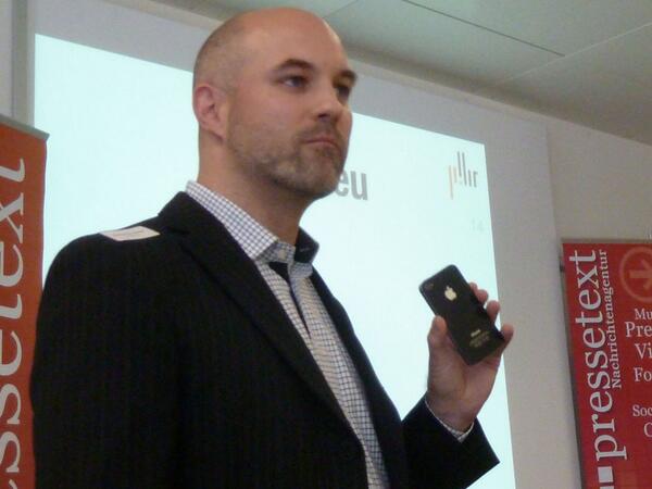 Markus M. Müller stellt sein Projekt #iOF vor, eine #App für angehende Offiziere bei der Schweizer #Armee. #SMC13