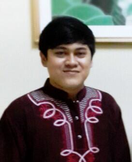 ndabol's tweet photo. Kebanyakan makan, itu pipi mani endut banget.. http://t.co/gnYGEJSyHl