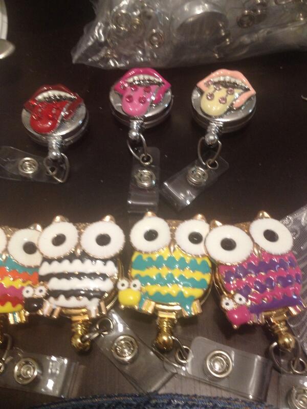 Elsa_0782's tweet image. #funreels #funidbadges #nurses #rn #lpns #students #cna #hospitalwoekers #elsiescreations ... Contact me for yours!!!