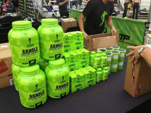 MusclePharm's tweet photo. RT @MusclepharmPres: ---#ArnoldSeries is at @Bodybuildingcom NOW!---

http://t.co/6RcyzoQVtf
@Schwarzenegger @ketch http://t.co/ecQgNnm5vd