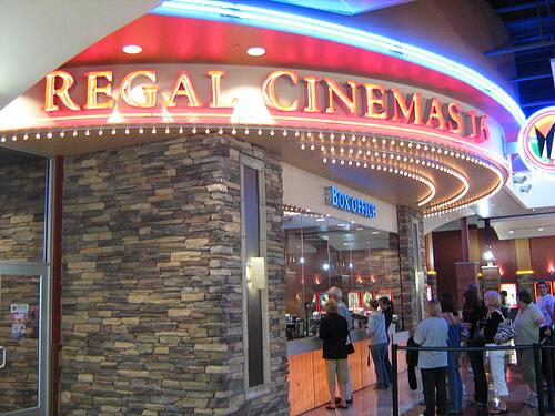 JustGoldenPopCo's tweet photo. It's Thursday =D  Who's going to the #WaldenGalleriaMall this weekend? http://t.co/EhFS3pxtpp