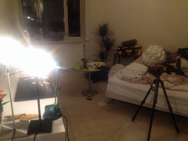 ColaAuLait's tweet photo. Soveværelse/filmstudie. #UrbanScoutBattle http://t.co/VHTUHujMr1
