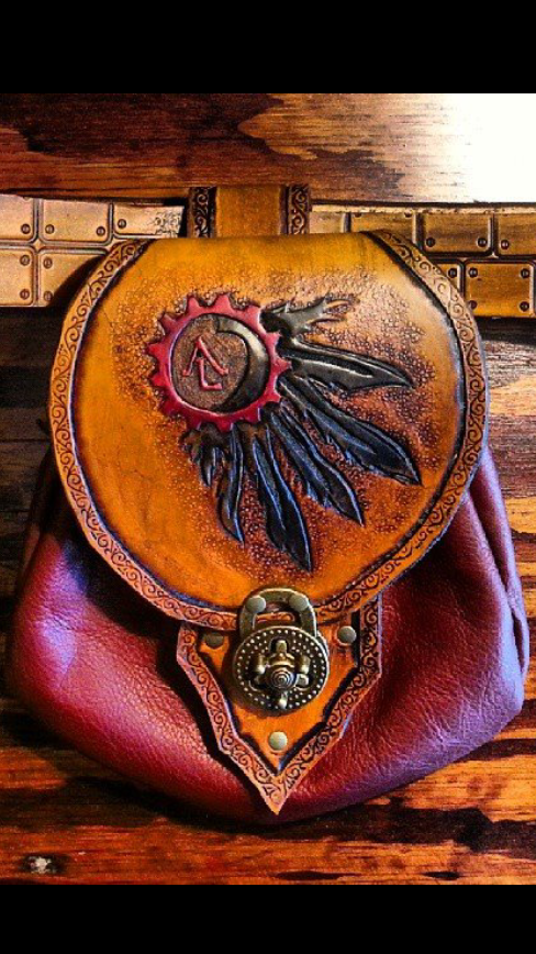 A fitting accessory for an airship captain! Pouch and belt made by @Mickey_Flint for me. #steampunk #cosplay