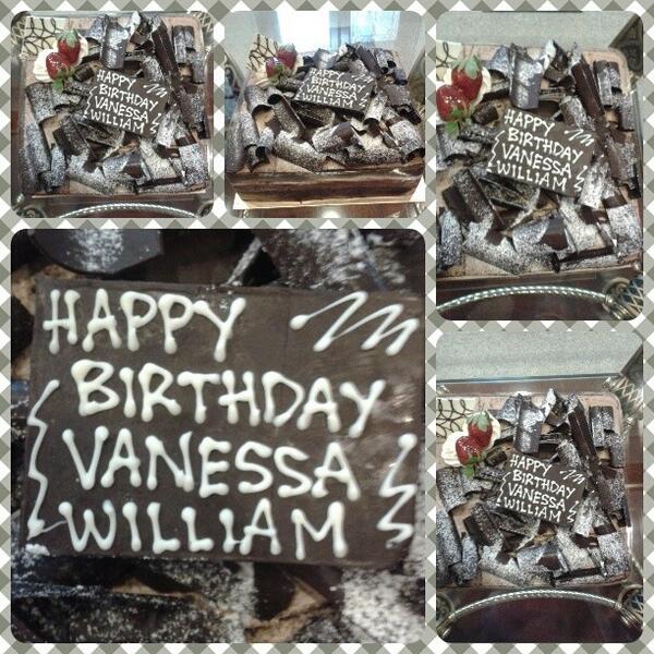 vw_willz's tweet photo. Thxs mom for the cake >< http://t.co/qymLcRIZh5