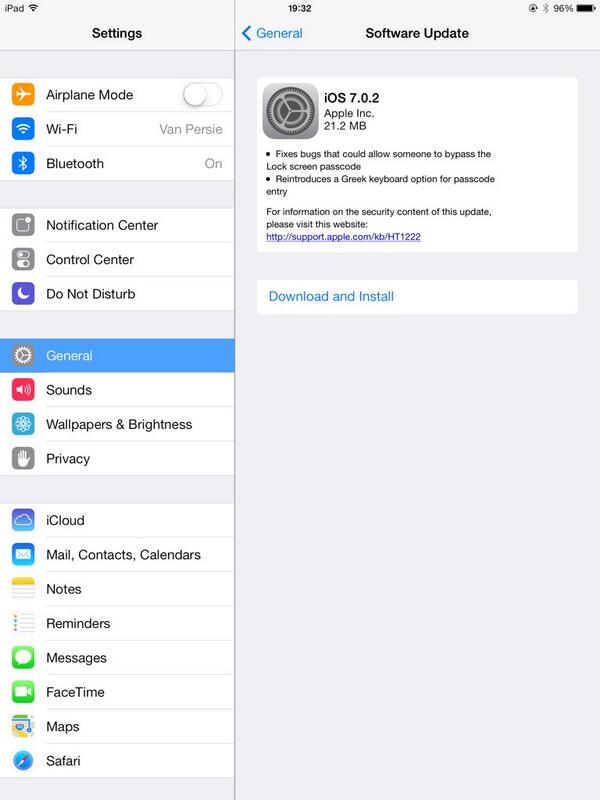 aaronedwardsxo's tweet image. I've not had iOS7 for even a week yet and there's already an update.. -.- #ios7 #anotherupdate