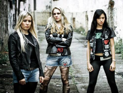 imamthrash's tweet photo. RT @XtremeZine: Nervosa, band Thrash Metal asal Brazil yang semua personilnya adalah wanita http://t.co/QTV5PN0jJ2