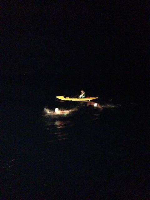SSandgropers's tweet photo. Lisa on her 5th hr. Naomi back in for another little buddy swim. http://t.co/kGsO8BNVt8
